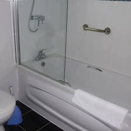 Lawndale House 3* Galway